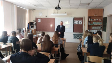 Профориентационная встреча со школьниками лицея № 55